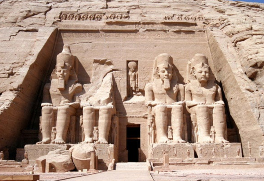 Скрытое искусство: археологи обнаружили невидимые изображения в египетском храме - фото 1