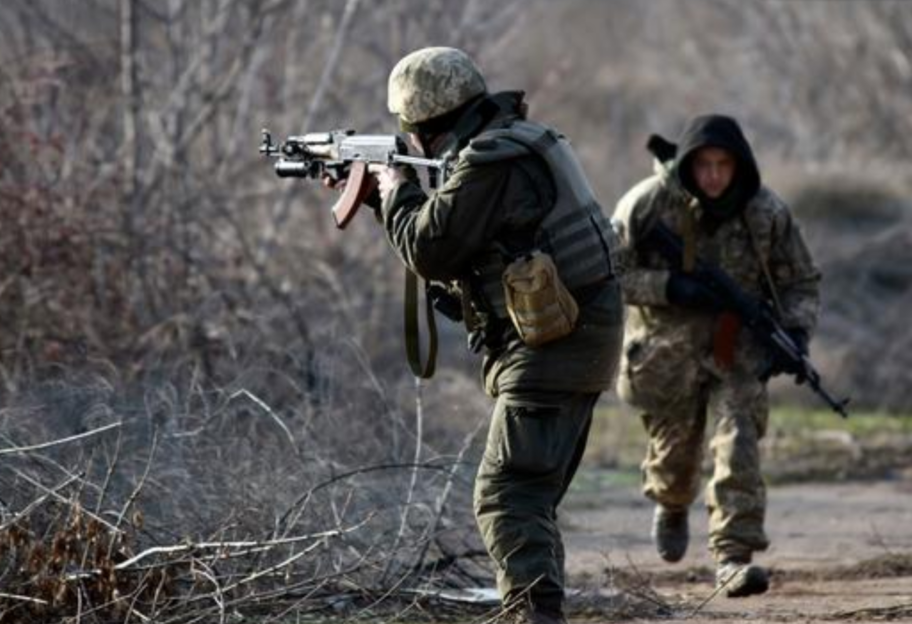 Война на Донбассе: боевики 21 раз нарушили режим тишины, много украинских военных получили ранения - фото 1
