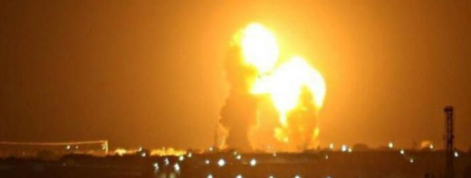 Новая ошибка военных: Иран случайно атаковал свой корабль, десятки погибших - видео