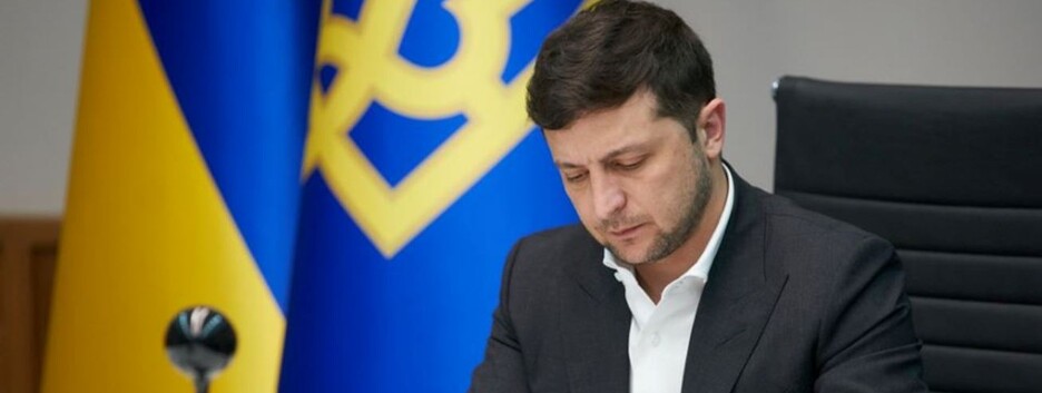 «Война не окончена»: Зеленский рассказал NYT об итогах первого года президентства