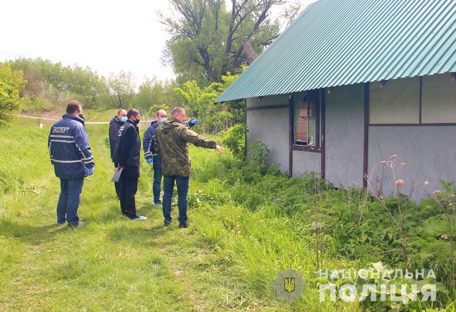 Массовое убийство в Житомирской области: полиция назначила почти две сотни экспертиз - фото 1