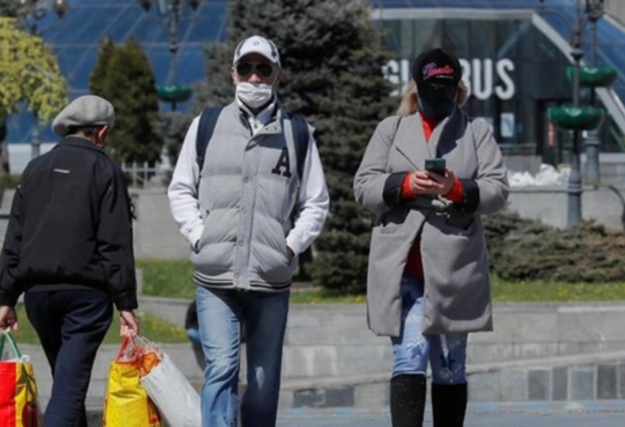 Обнадеживающий сценарий: эксперты НАНУ дали прогноз по эпидемии COVID-19 в Украине - фото 1