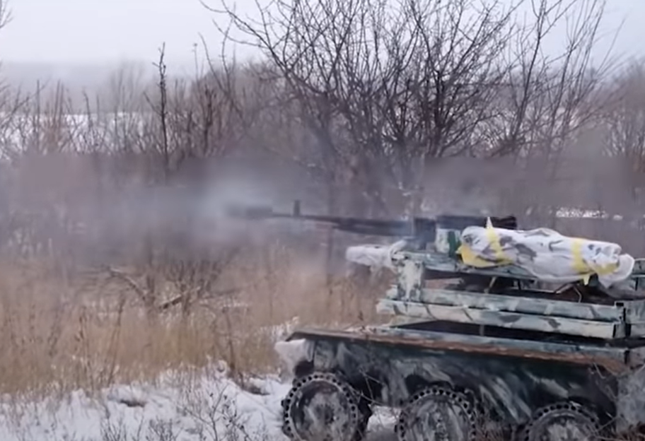 Война на Донбассе: СМИ показали боевых роботов ВСУ - видео - фото 1