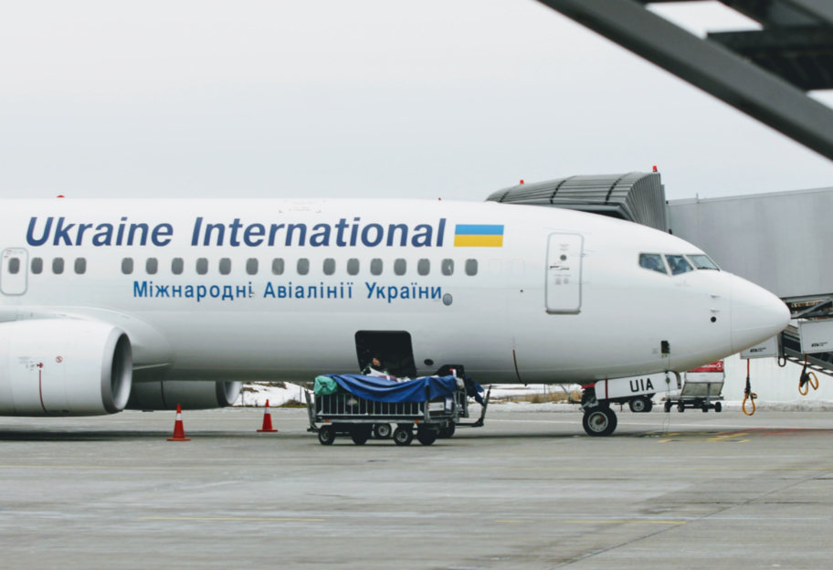 Возобновление полетов в Украине: в Кабмине рассказали о первых международных рейсах  - фото 1