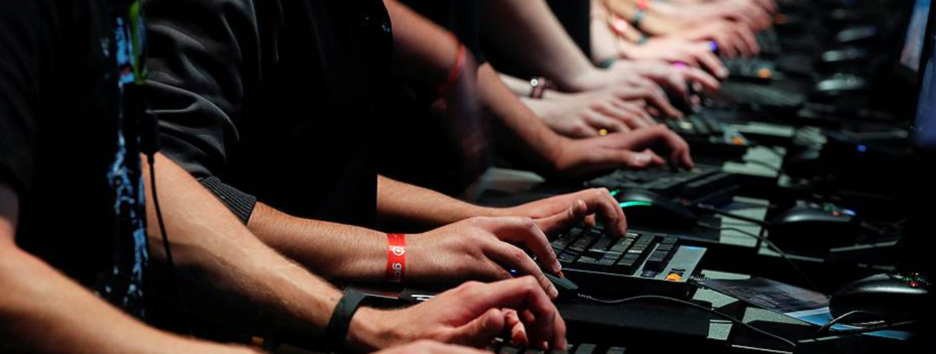 Выживать в космосе или начать Третью мировую: появилась игра, в которой можно переписать историю