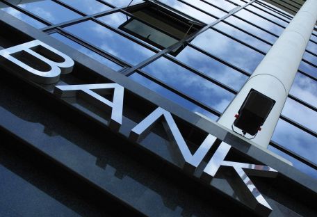 У каких топ-банков наименьшие резервы под кредиты