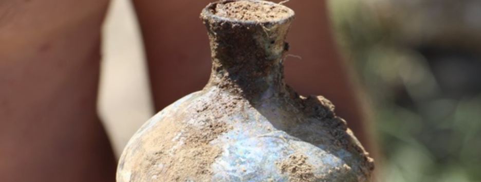 Уникальный артефакт: в Одесской области археологи обнаружили сосуд из Османской империи - фото
