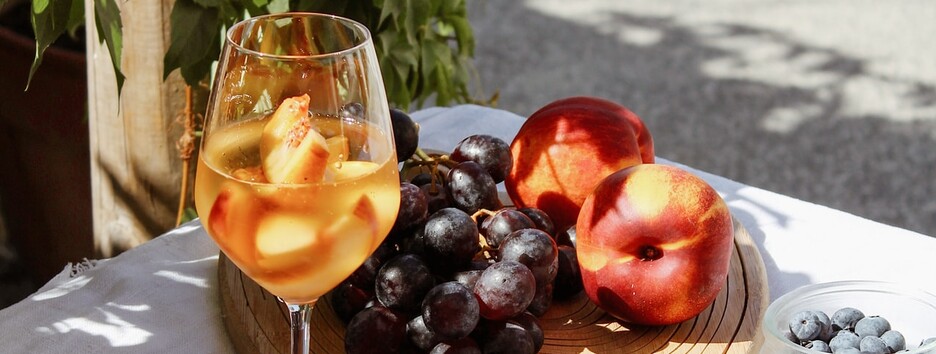 Погода в Украине: чего ждать в понедельник и когда «лето одумается» - карта