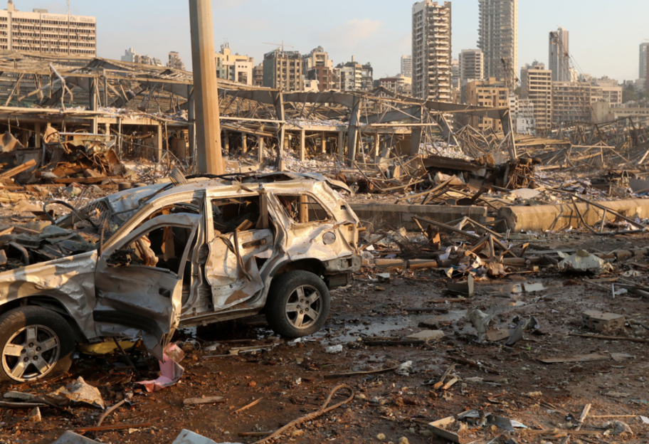 В Бейруте прогремел мощный взрыв: десятки погибших и тысячи пострадавших - фото 1