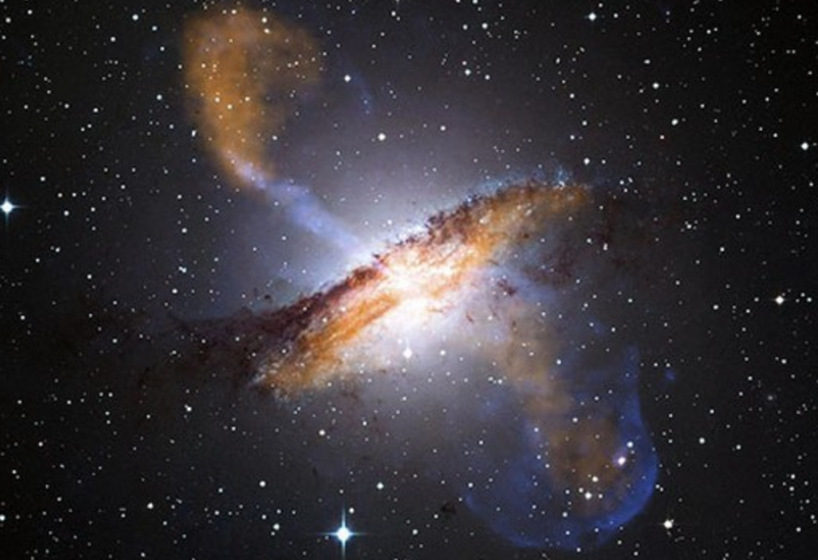 Астрономы обнаружили две таинственные звезды в центре Млечного пути - фото 1
