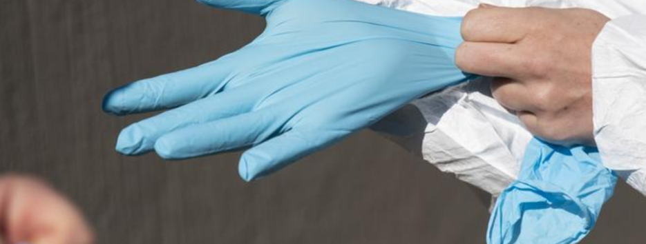 Пандемия COVID-19: череда антирекордов продолжается, Зеленский предупредил о второй волне