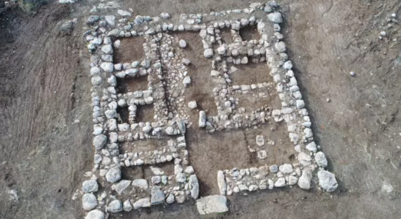 Затерянная крепость: в Израиле обнаружили сооружение древних египтян - фото