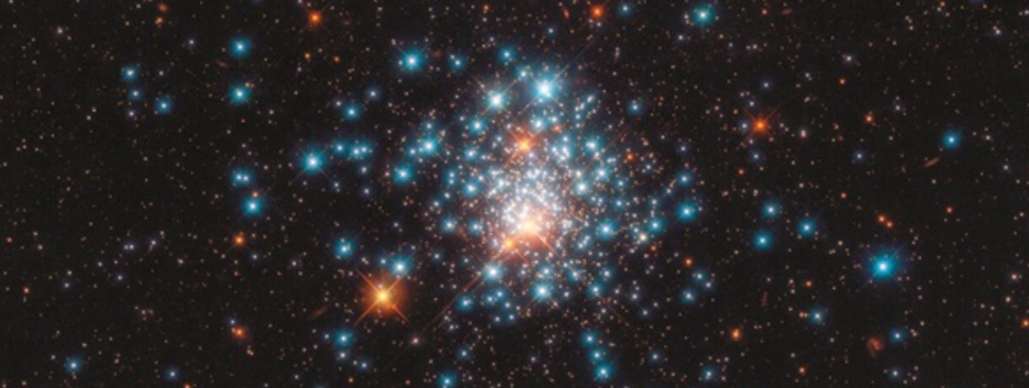 Уникальное звездное скопление: телескоп Hubble сделал снимки края соседней галактики - фото