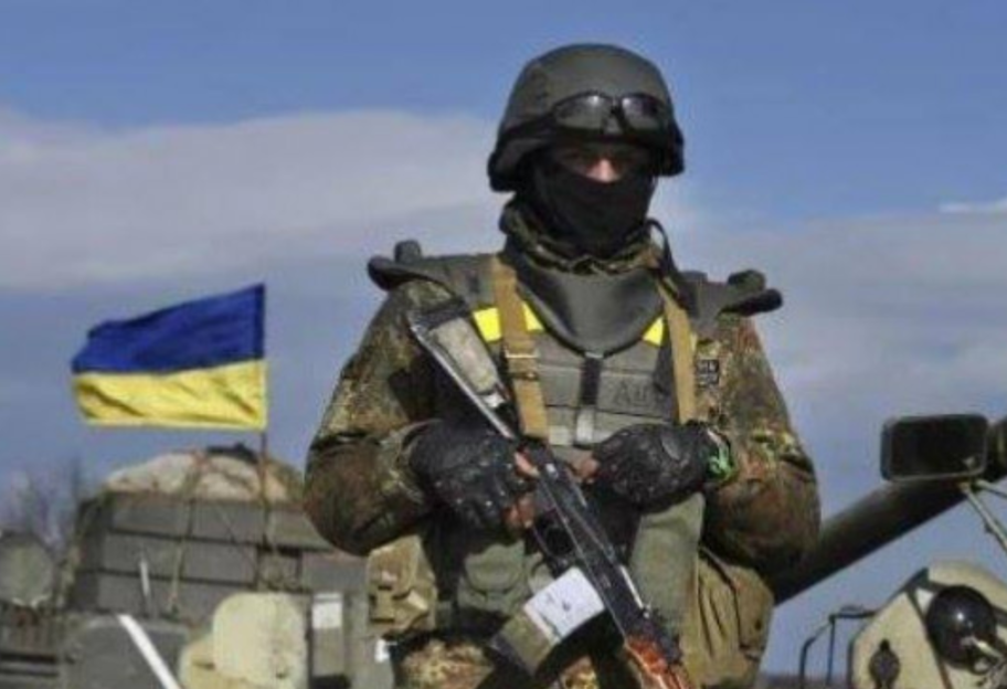 Война на Донбассе - двое украинских бойцов подорвались на мине  - фото 1