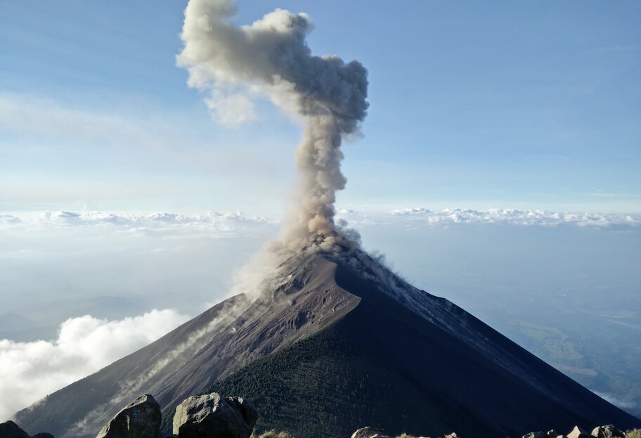 Геологические монстры: ученые назвали истинную опасность вулканов - фото - фото 1