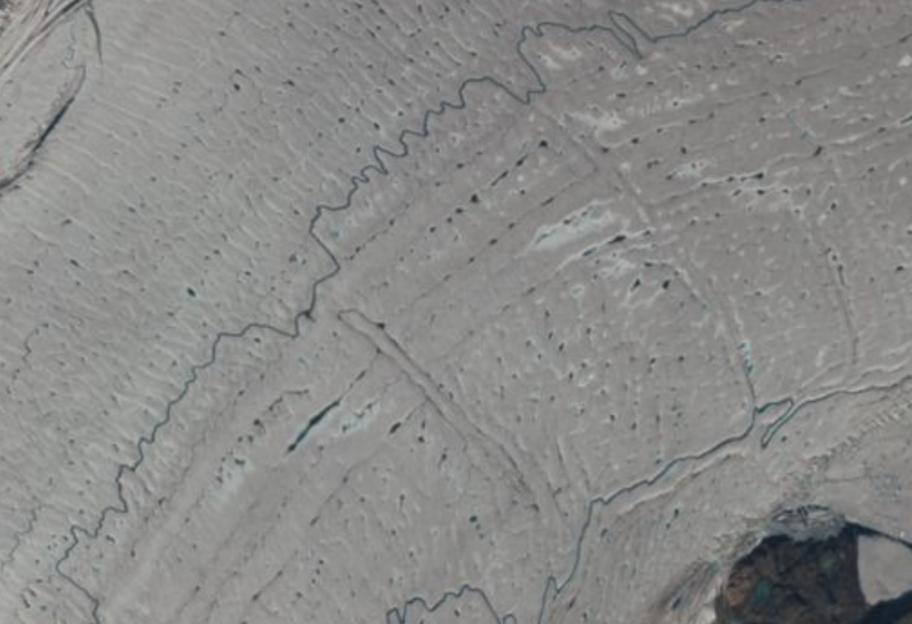 Климатический кризис - крупнейший ледник откололся от льдов Гренландии - фото 1