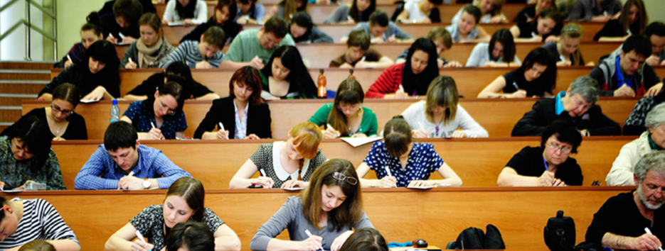 Учеба в эпоху пандемии: глава Минобразования сообщил об изменения цены на контракт в вузах