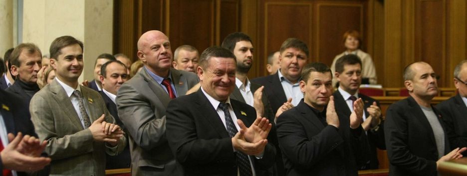 Только 15% нардепов отчитываются о своей деятельности - СМИ