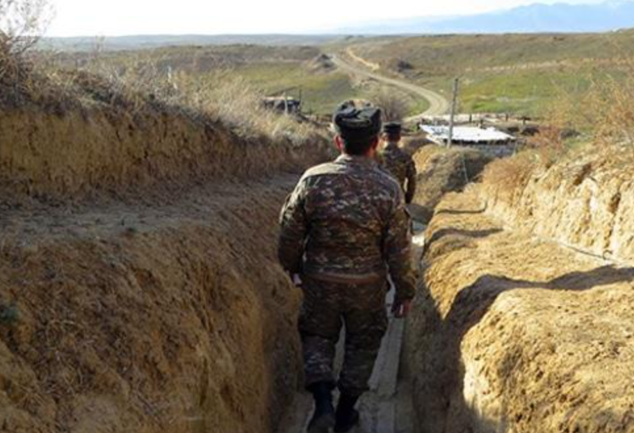 Обострение в Нагорном Карабахе - в зоне конфликта продолжаются обстрелы, названы потери в ходе боев - фото 1