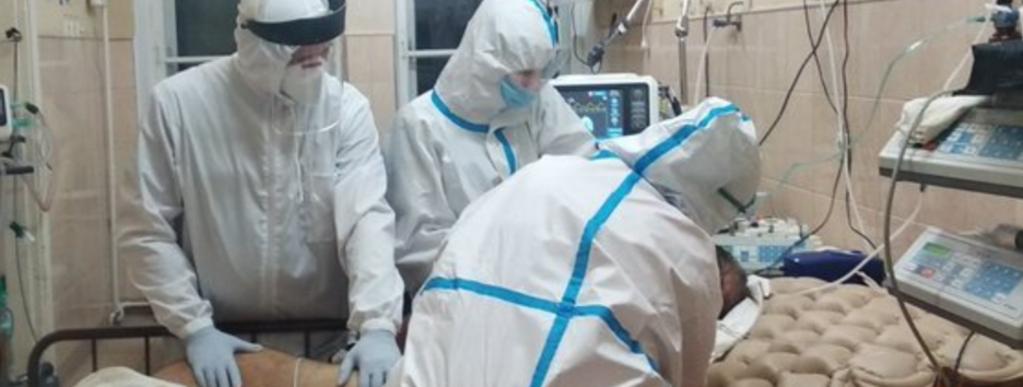 Впервые больше 4 тысяч зараженных: в Украине зафиксирован новый антирекорд