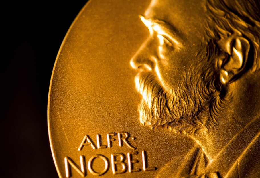 Открыли генетические ножницы - названы лауреаты Нобелевской премии по химии - фото - фото 1
