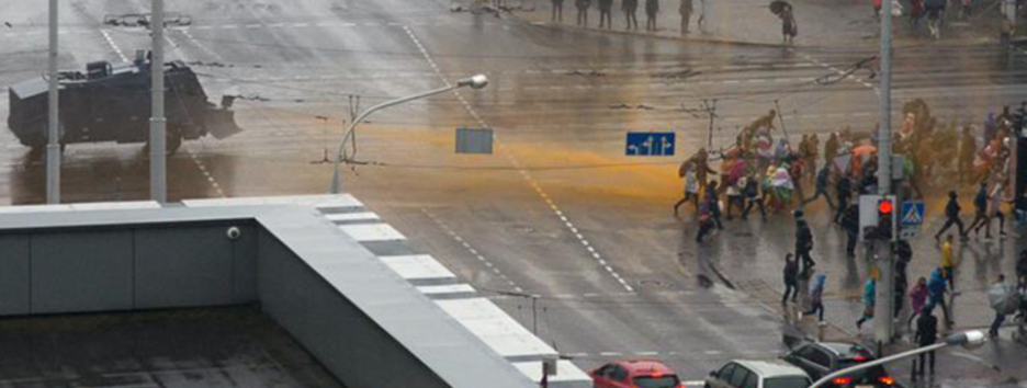 Протесты в Беларуси: в Минске прошли самые жестокие столкновения с силовиками за месяц – фото, видео