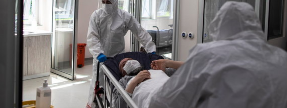 Пандемія COVID-19: в Україні новий антирекорд за кількістю загиблих, вчені виявили небезпечну мутацію