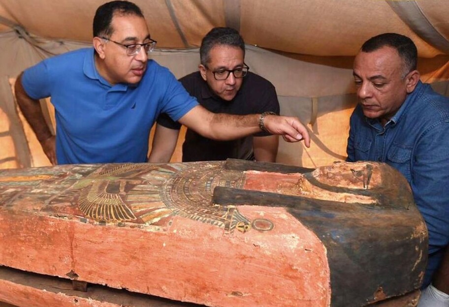 Склад саркофагів - в Єгипті знайшли десятки древніх трун - фото, відео - фото 1