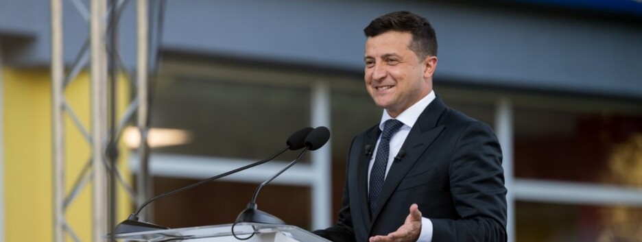 Как испугать президента: Зеленский оконфузился в Мариуполе и снова стал мемом - фото, видео