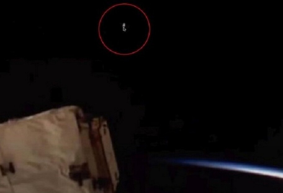 Не Місяць і не планета - на МКС помітили таємничий об'єкт - відео - фото 1
