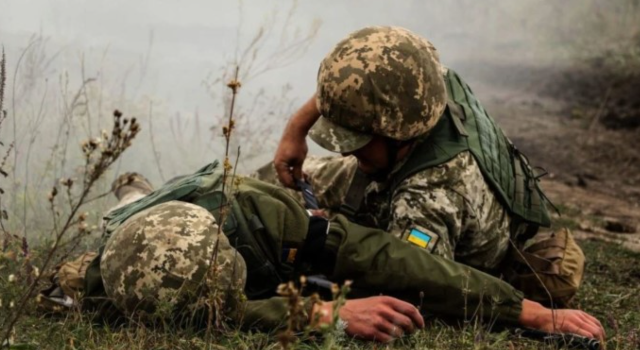 Война на Донбассе: боевики вновь открывали огонь, ОБСЕ сообщила о нарушениях линии отвода