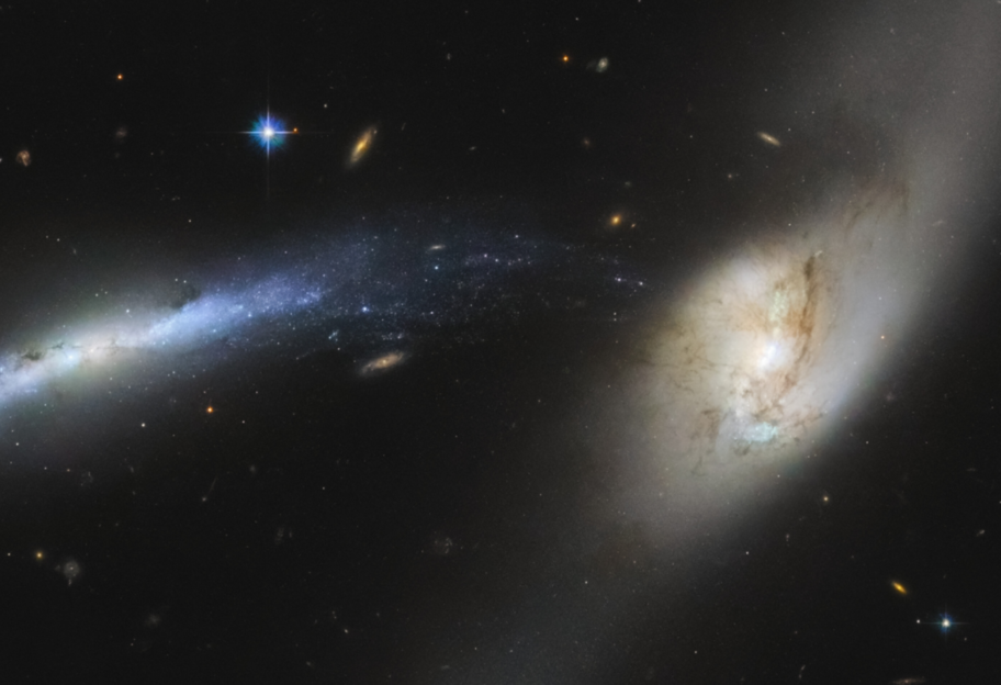 Водопад звезд - телескоп Hubble сделал снимки удивительного космического явления - фото 1