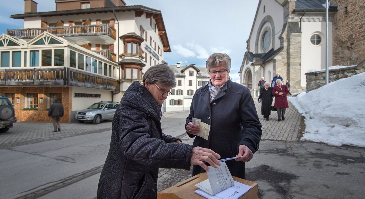 Швейцарцы хотят облегчить процесс получения гражданства иммигрантам
