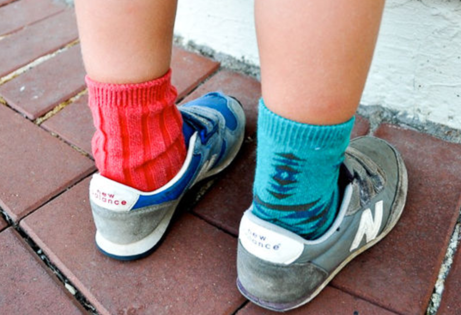 Решит проблему многих - ученые создали носки, избавляющие от неприятного запаха ног - фото 1