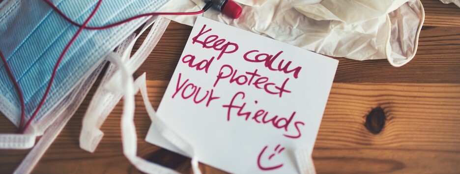 Новини пандемії COVID-19: скільки нових випадків і хто з політиків захворів - відео