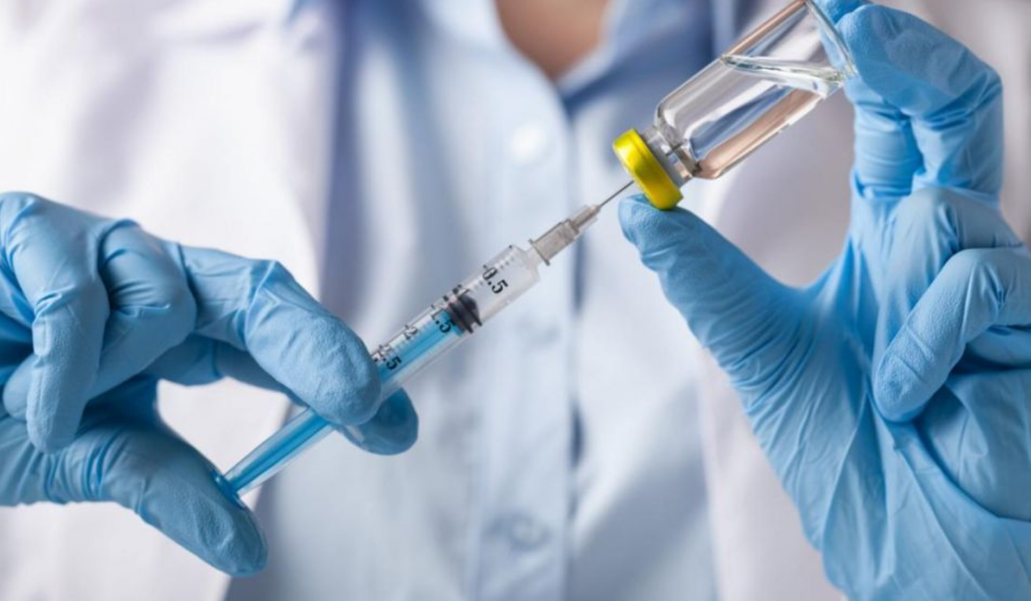 Лікування від коронавируса: в США назвали ціну своєї вакцини, в РФ заявили, що їх «значно дешевше»