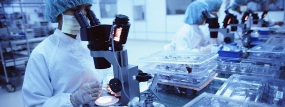 Пандемия COVID-19: в Украине более 12 тысяч новых случаев, в ВОЗ рассказали, кому не достанется вакцина