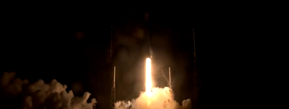 Интернет от SpaceX: компания Маска успешно вывела на орбиту партию спутников Starlink - видео