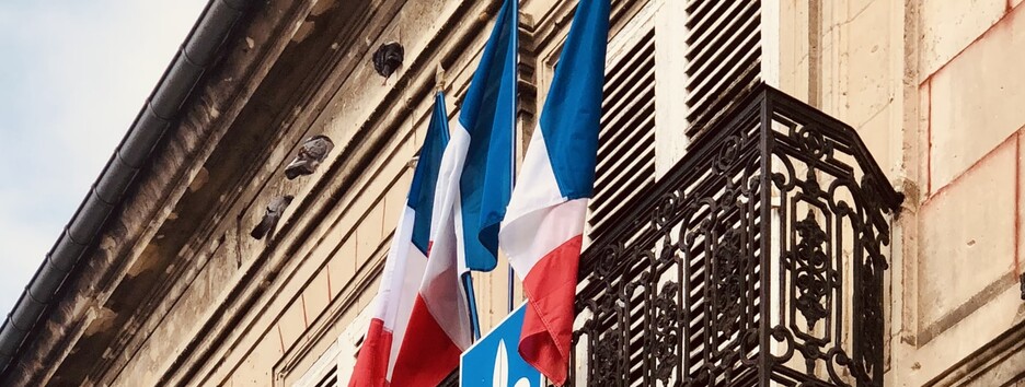 Умер экс-президент Франции, отличившийся скандальным заявлением по Крыму - фото