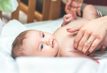 Найстаріший новонароджений: в США з'явилася на світ дитина із замороженого ембріона