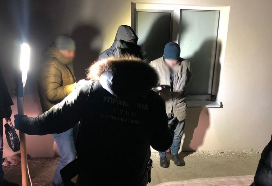 Затримання зухвалого зловмисника - у Київській області стався інцидент зі стріляниною - фото, відео - фото 1