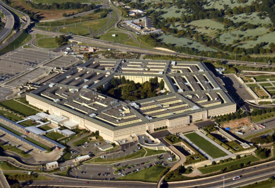 Команда Байдена: Пентагон вперше може очолити афроамериканець - фото 1