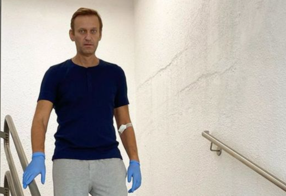 Перед отлетом в Берлин - СМИ рассказали о второй попытке отравления Навального - фото 1