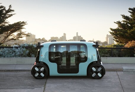 Amazon  «за рулем»: компания создала робо-такси - фото