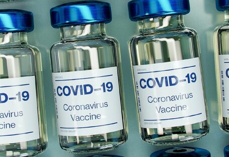 Як вакцинувати населення, аби виробився груповий імунітет до ковіду
