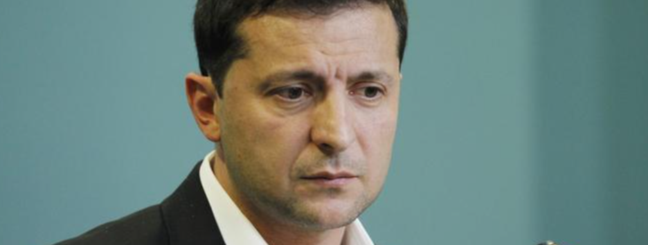 Розчарування року: в ОПУ знайшли «винних» у ставленні українців до Зеленського