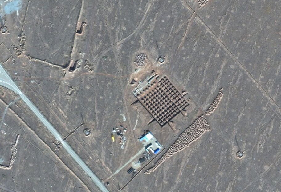 Иран начал строительство на ядерном объекте, СМИ нашли доказательства - фото - фото 1