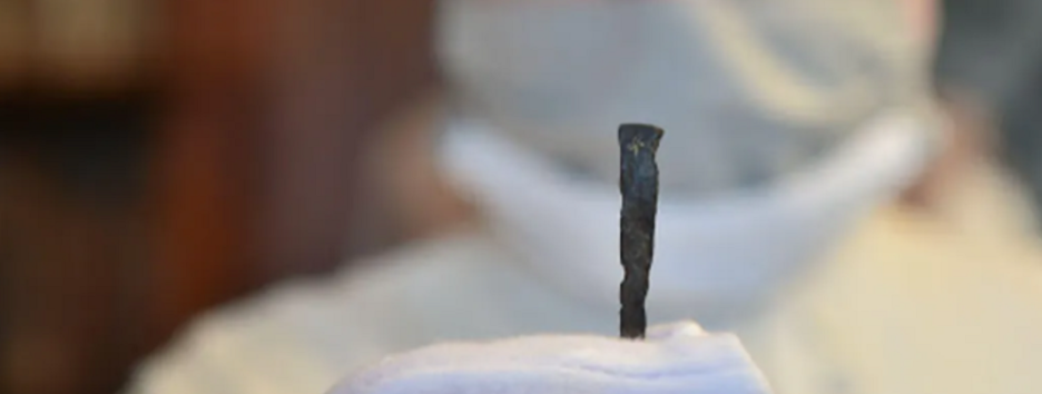 Артефакт з таємної кімнати: знайдений цвях з хреста, на якому розіп'яли Ісуса - фото