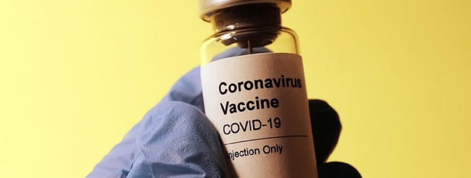 Угроза побочных эффектов: СМИ оценили последствия применения вакцин от коронавируса