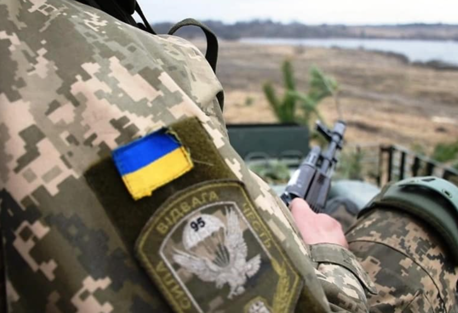 Війна на Донбасі - бойовики поранили українського військовослужбовця під Чермаликом - фото 1